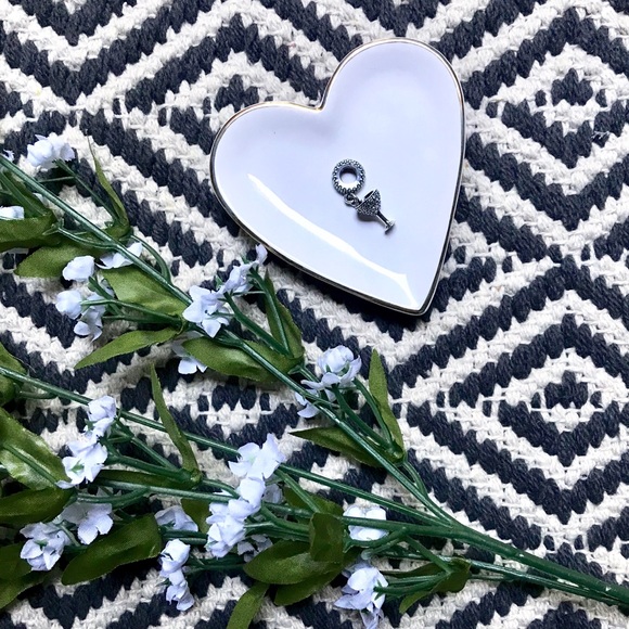 Pandora Jewelry - Authentic Pandora charm.